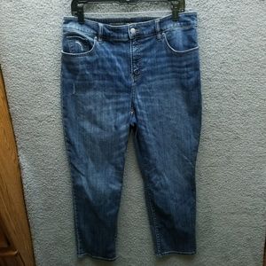 Chico's Women's 12 So Slimming Slim Leg Blue Cropped Jeans 36.25" 25.75" 11.5"